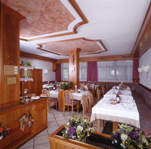 Hotel Miramonti Віго-ді-Фасса Екстер'єр фото